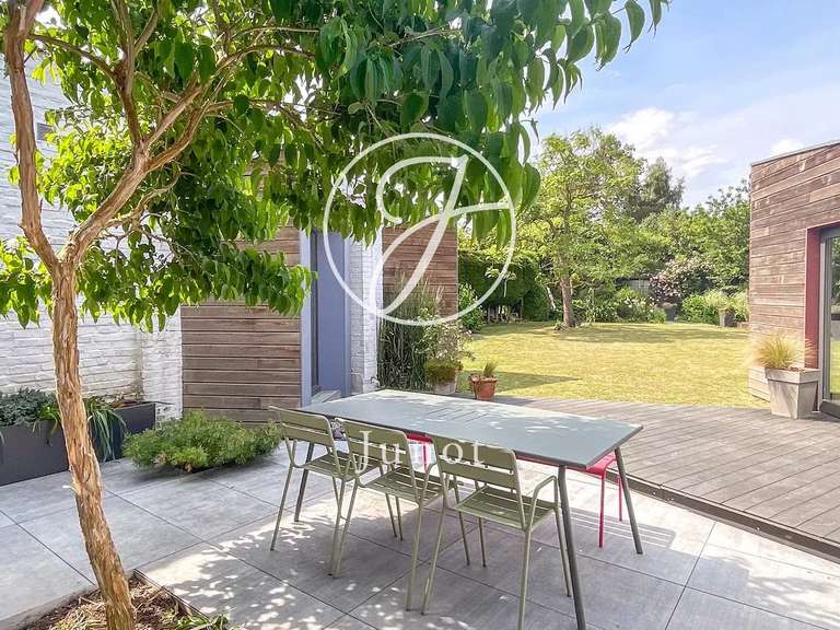 Maison Villeneuve-d'Ascq - 6 chambres - 200m²