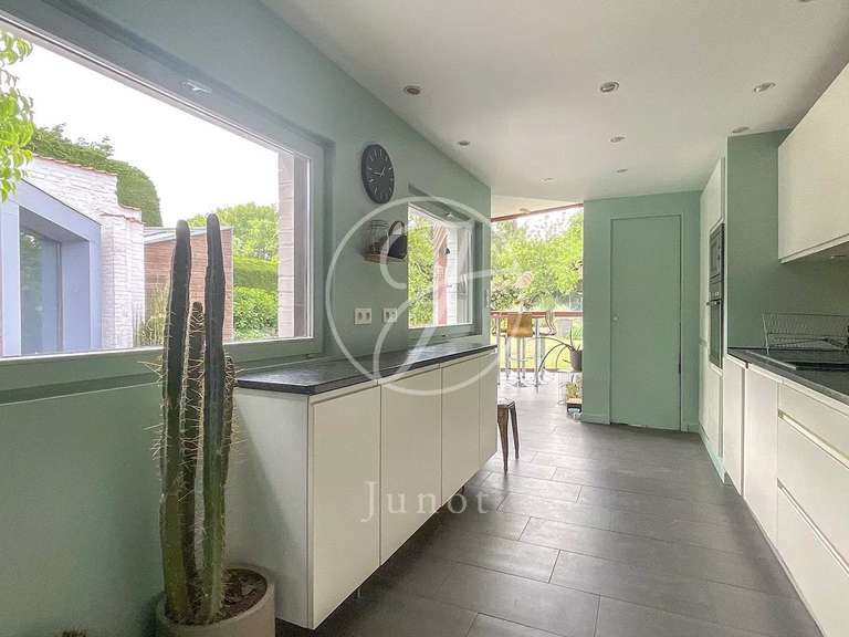 Maison Villeneuve-d'Ascq - 6 chambres - 200m²