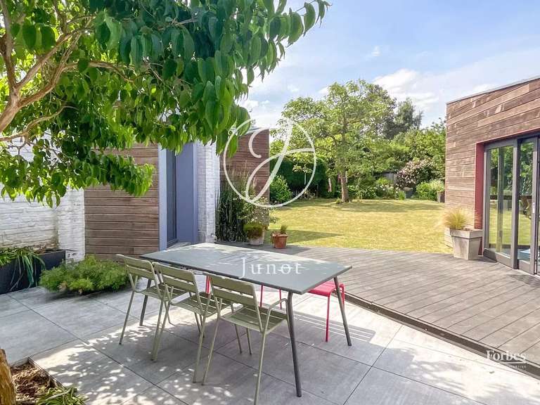 Maison Villeneuve-d'Ascq - 6 chambres - 200m²