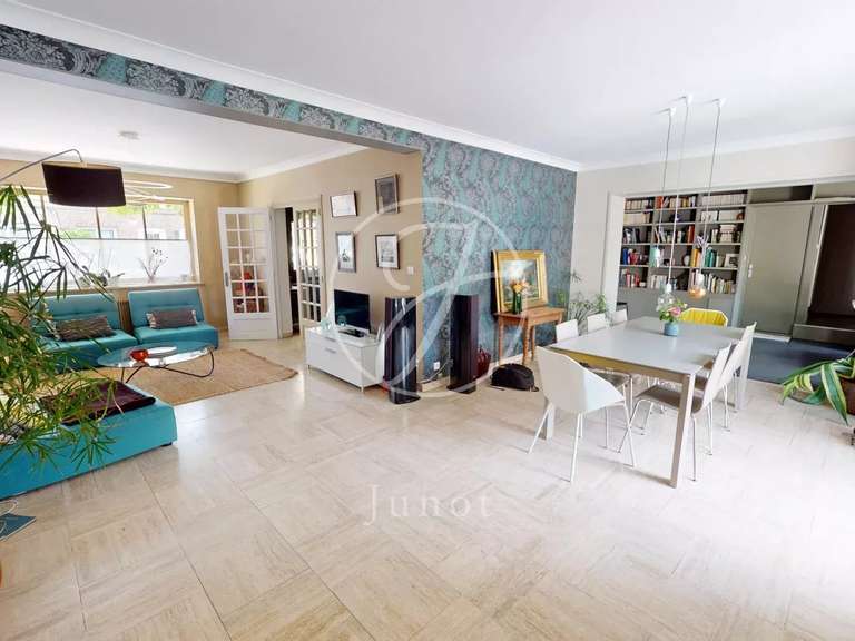 Maison Villeneuve-d'Ascq - 6 chambres - 200m²