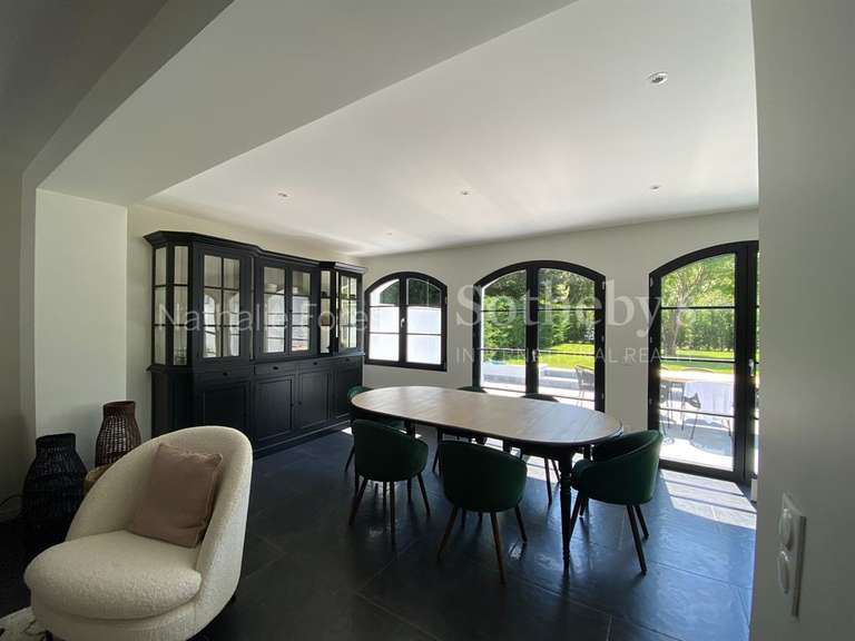 Maison Villeneuve-d'Ascq - 4 chambres - 183m²