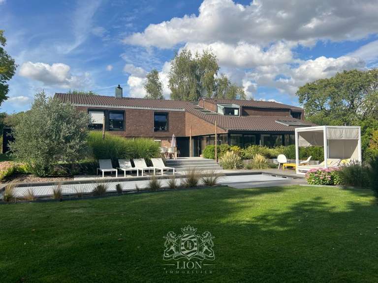 House Villeneuve-d'Ascq - 5 bedrooms - 265m²