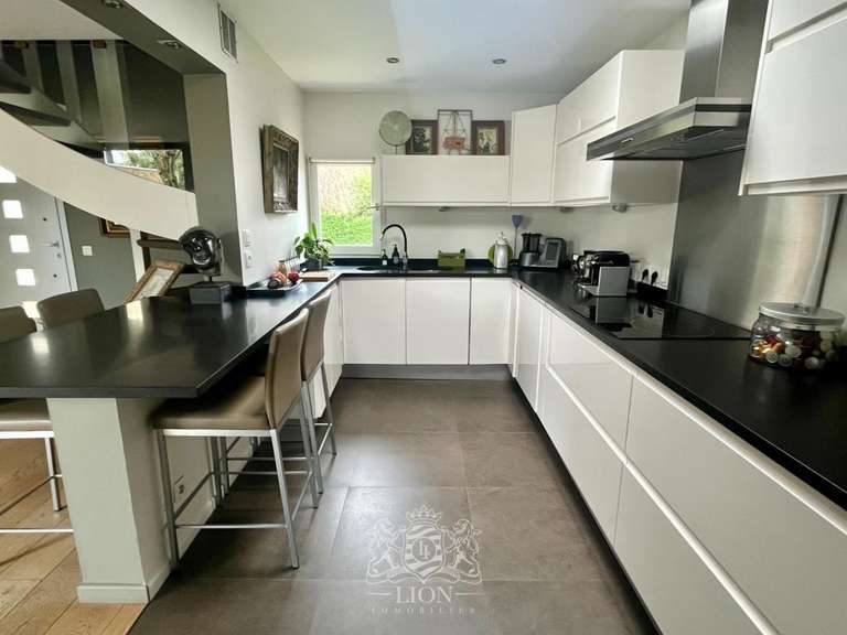 Maison Villeneuve-d'Ascq - 3 chambres - 108m²