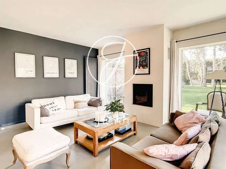 Maison Villeneuve-d'Ascq - 5 chambres - 389m²