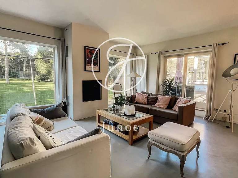 Maison Villeneuve-d'Ascq - 5 chambres - 389m²