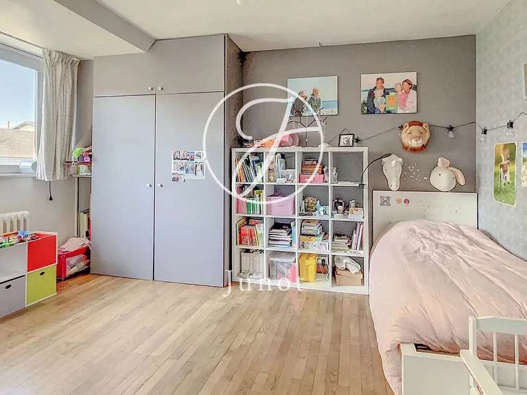 Maison Villeneuve-d'Ascq - 5 chambres - 389m²