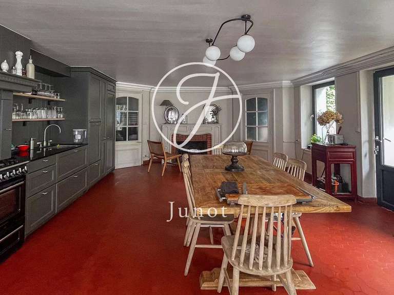 Maison Villeneuve-d'Ascq - 2 chambres - 171m²