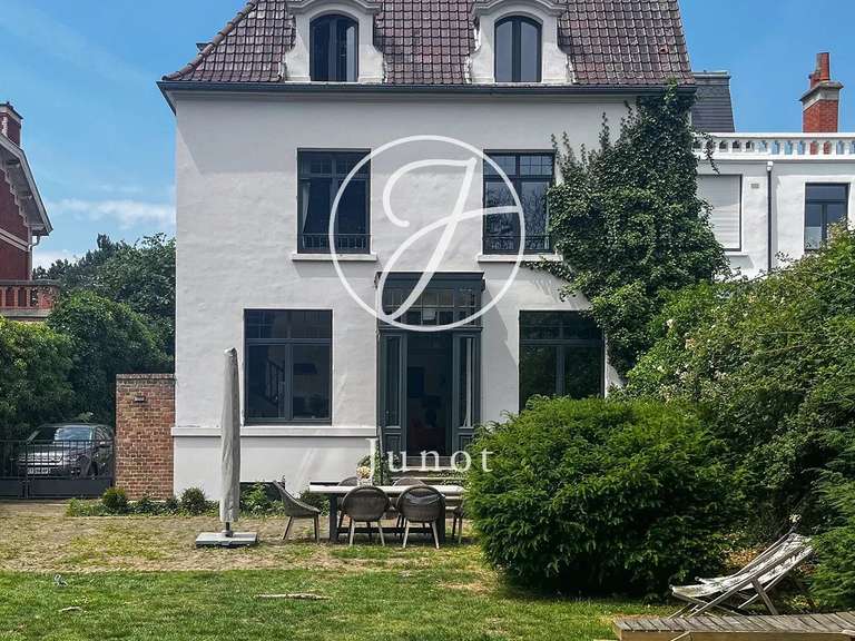 Maison Villeneuve-d'Ascq - 2 chambres - 171m²
