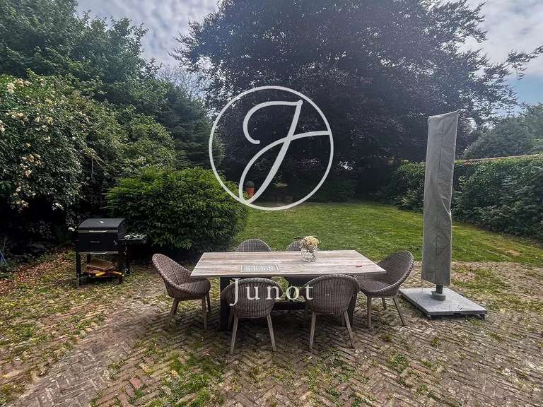 Maison Villeneuve-d'Ascq - 2 chambres - 171m²