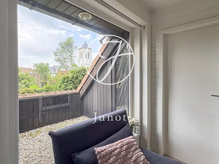 House Villeneuve-d'Ascq - 4 bedrooms - 220m²