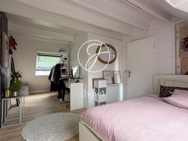 House Villeneuve-d'Ascq - 4 bedrooms - 220m²