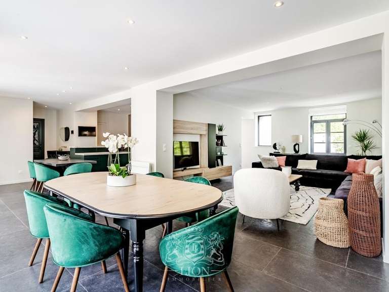House Villeneuve-d'Ascq - 4 bedrooms - 183m²