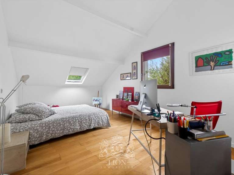 Maison Villeneuve-d'Ascq - 5 chambres - 225m²