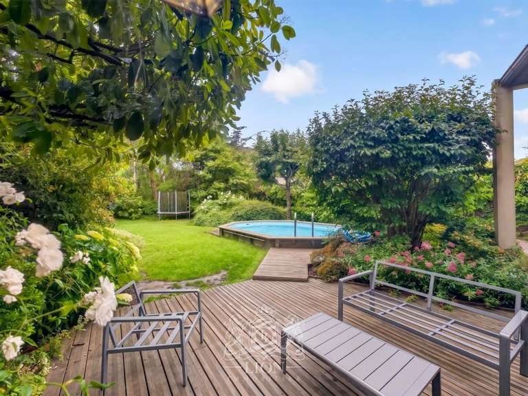 Maison Villeneuve-d'Ascq - 5 chambres - 225m²
