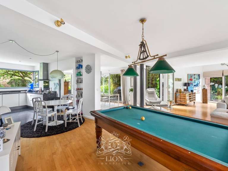 Maison Villeneuve-d'Ascq - 5 chambres - 225m²
