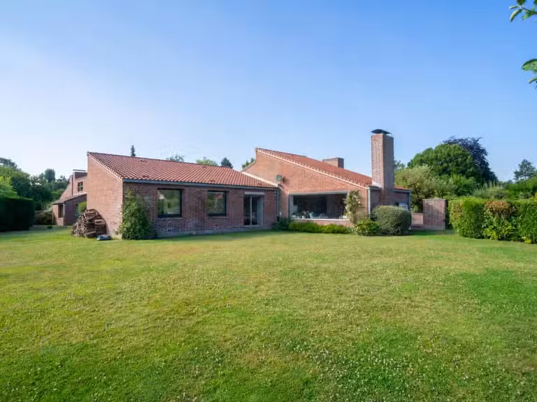 Maison Villeneuve-d'Ascq - 5 chambres - 214m²