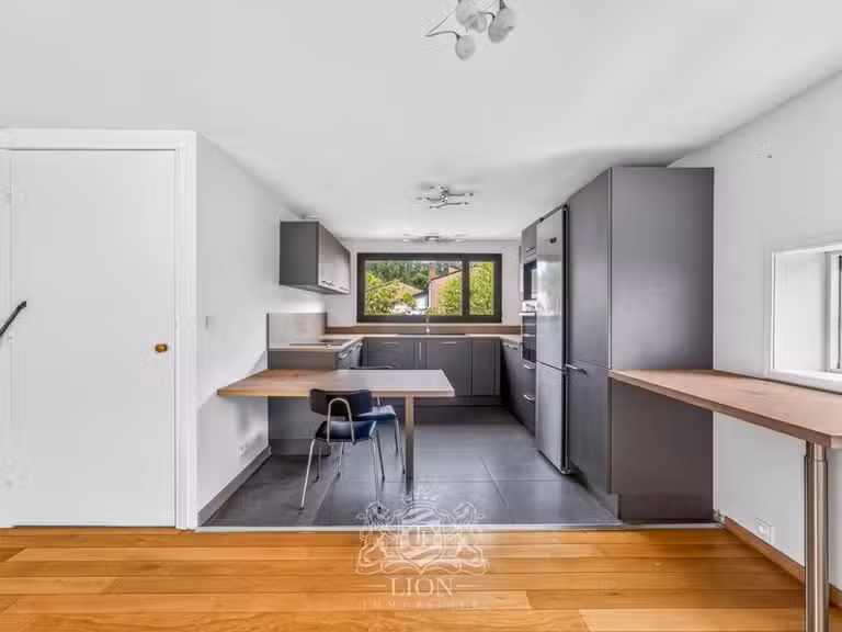 Maison Villeneuve-d'Ascq - 4 chambres - 150m²
