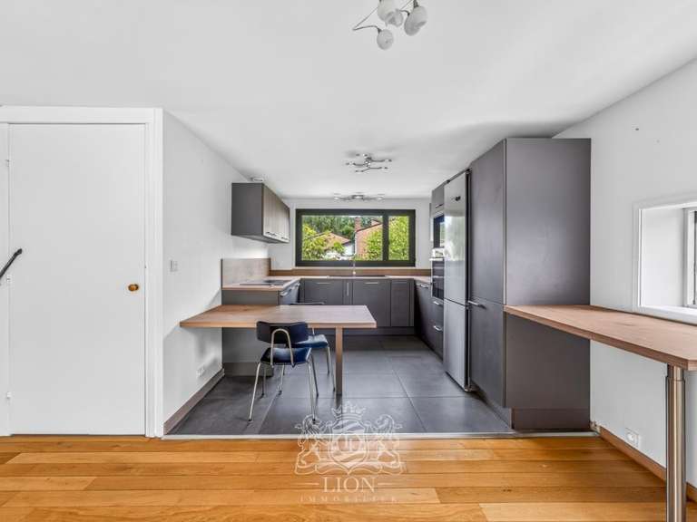 Maison Villeneuve-d'Ascq - 4 chambres - 150m²