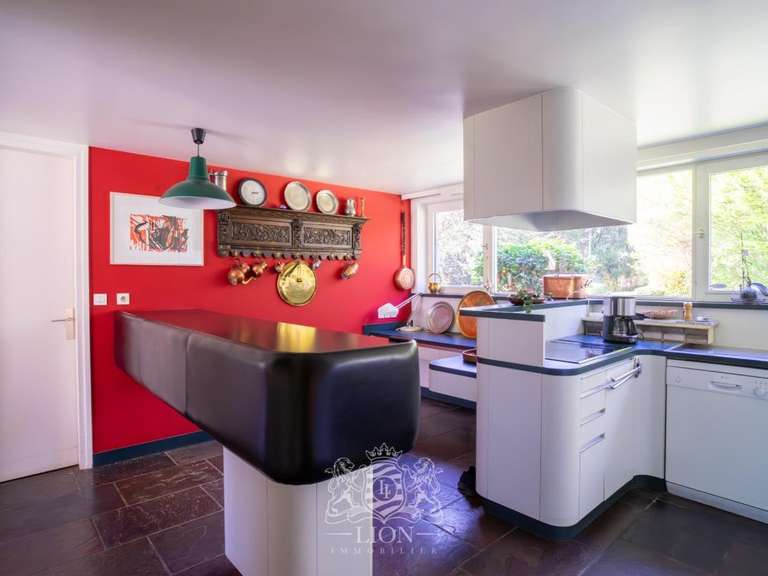 Maison Villeneuve-d'Ascq - 4 chambres - 218m²