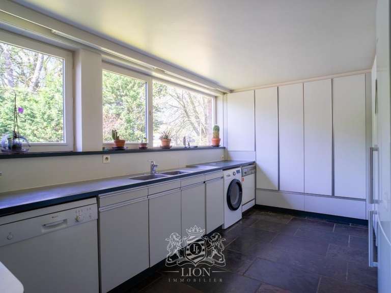 Maison Villeneuve-d'Ascq - 4 chambres - 218m²