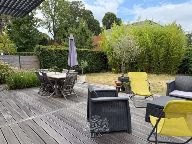 Maison Villeneuve-d'Ascq - 4 chambres - 125m²