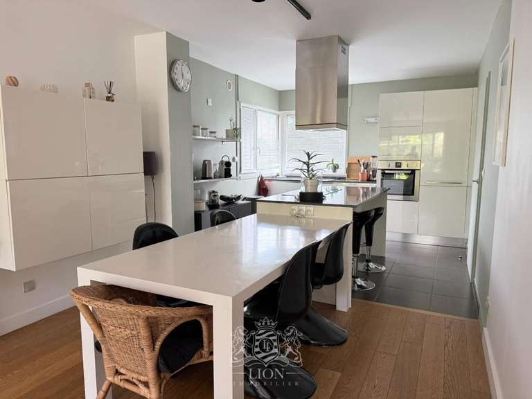 Maison Villeneuve-d'Ascq - 4 chambres - 125m²