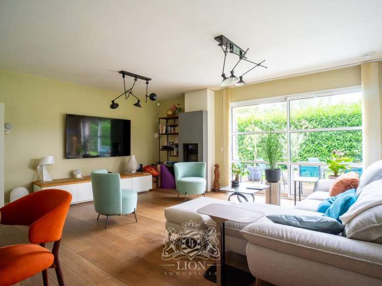 Maison Villeneuve-d'Ascq - 4 chambres - 254m²