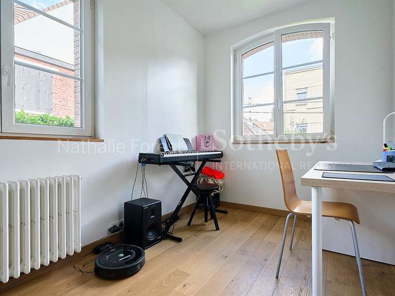 Maison Villeneuve-d'Ascq - 5 chambres - 125m²