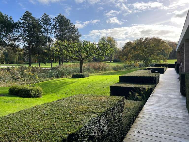 Villa Villeneuve-d'Ascq - 5 chambres - 400m²