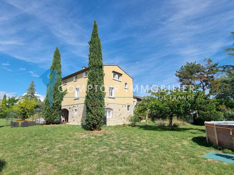 Maison Villeneuve-de-Berg - 9 chambres - 398m²