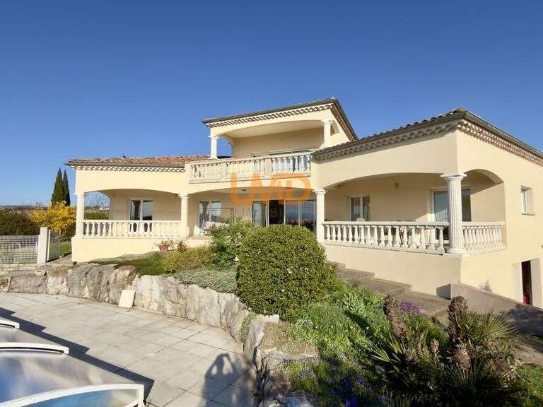 Maison Villeneuve-de-Berg - 210m²
