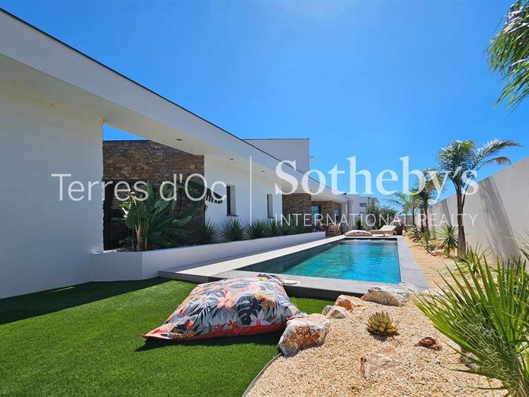 Maison Villeneuve-de-la-Raho - 180m²
