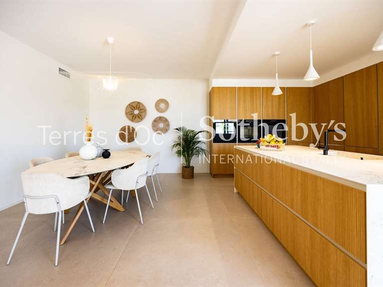 Maison Villeneuve-de-la-Raho - 180m²