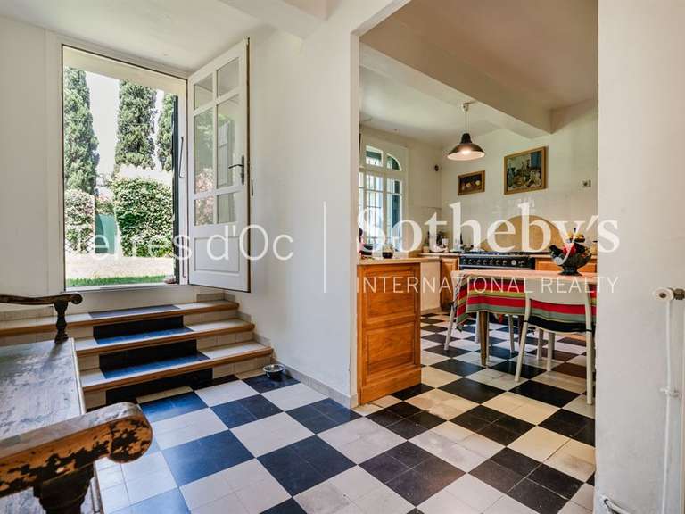 Maison Villeneuve-de-la-Raho - 5 chambres - 368m²