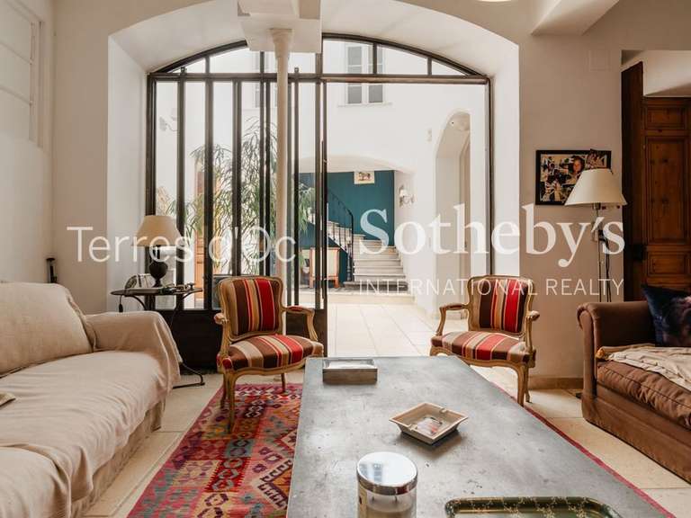 Maison Villeneuve-de-la-Raho - 5 chambres - 368m²