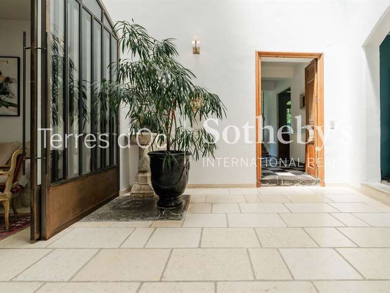 Maison Villeneuve-de-la-Raho - 5 chambres - 368m²