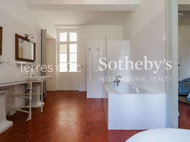 Maison Villeneuve-de-la-Raho - 5 chambres - 368m²