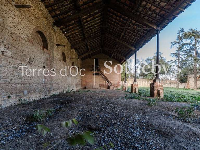 Maison Villeneuve-de-la-Raho - 396m²