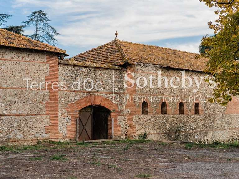 Maison Villeneuve-de-la-Raho - 396m²