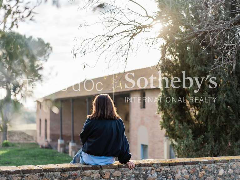 Maison Villeneuve-de-la-Raho - 396m²