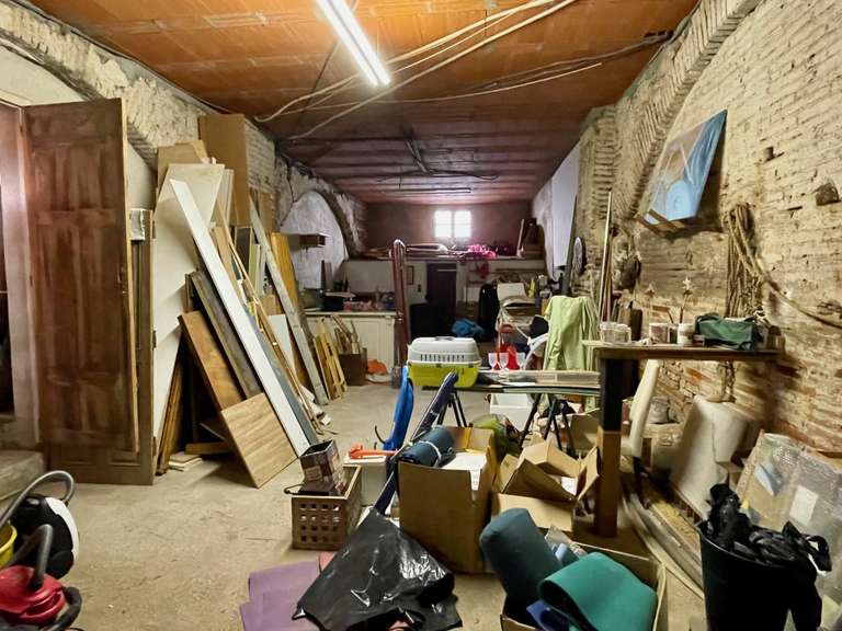 Maison Villeneuve-de-la-Raho - 6 chambres - 350m²