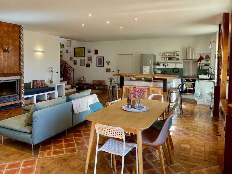 Maison Villeneuve-de-la-Raho - 6 chambres - 350m²