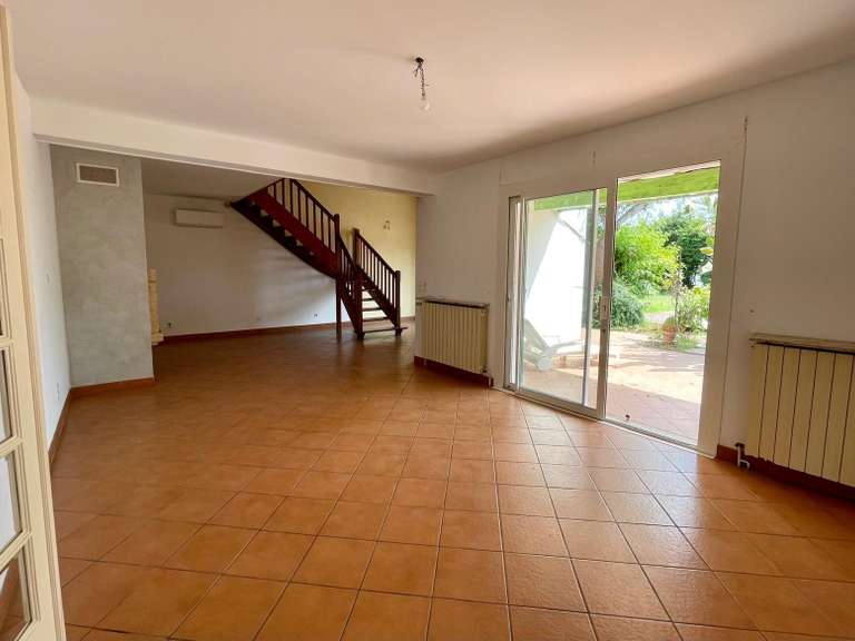 Maison Villeneuve-de-la-Raho - 5 chambres - 159m²