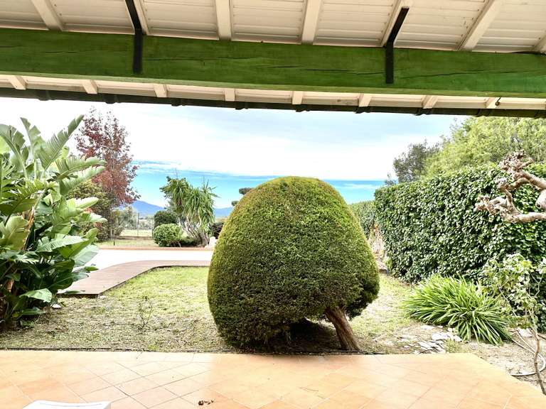 Maison Villeneuve-de-la-Raho - 5 chambres - 159m²