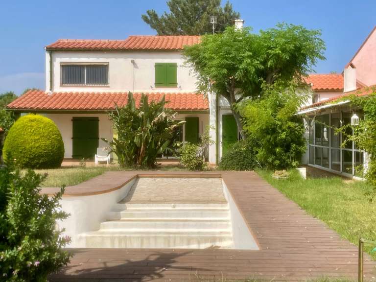 Maison Villeneuve-de-la-Raho - 5 chambres - 159m²