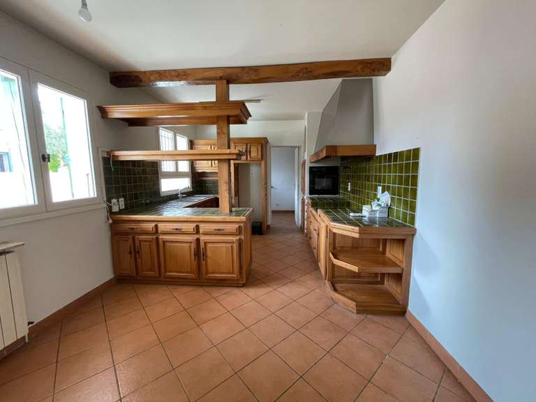 Maison Villeneuve-de-la-Raho - 5 chambres - 159m²