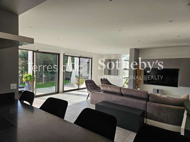 House Villeneuve-de-la-Raho - 4 bedrooms - 170m²