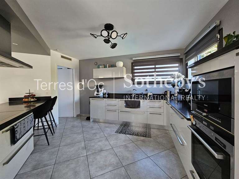House Villeneuve-de-la-Raho - 4 bedrooms - 170m²