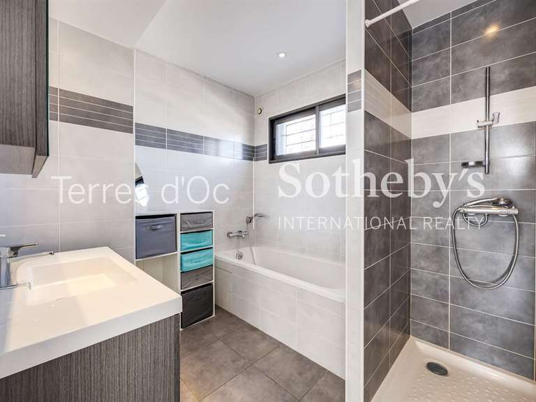 Maison Villeneuve-de-la-Raho - 4 chambres - 170m²