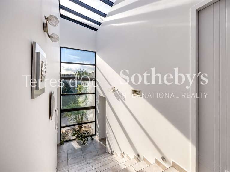 Maison Villeneuve-de-la-Raho - 4 chambres - 170m²